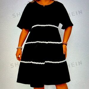 NWOT Loose Fit Black Dress